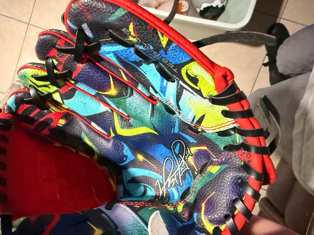 Ortiz 34 2020 Limited Edition Graffiti Baseball Glove TZBG900NR-WM - Picture 8 of 10